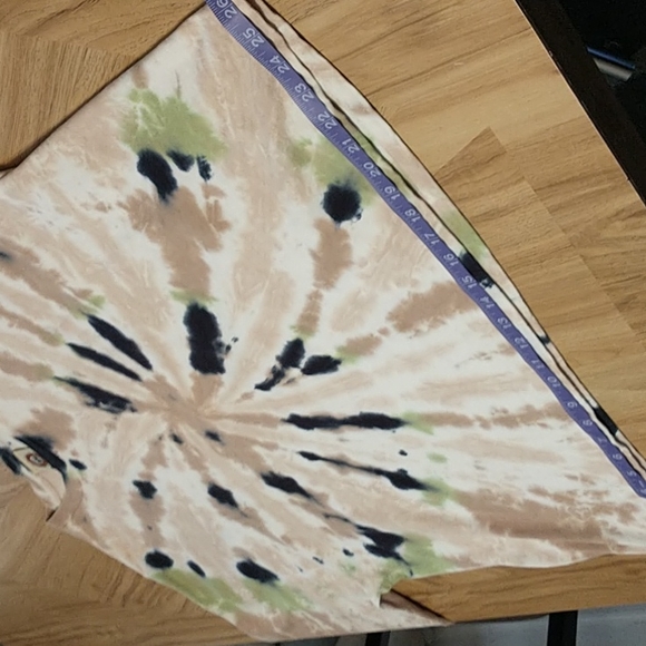 Unisex Basic Options XL Tie-dye Scoop Neck Tee Shirt - Picture 7 of 12